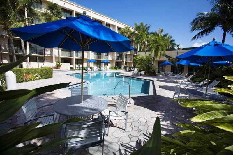 Courtyard By Marriott Fort Lauderdale East / Lauderdale-By-The-Sea Exterior foto